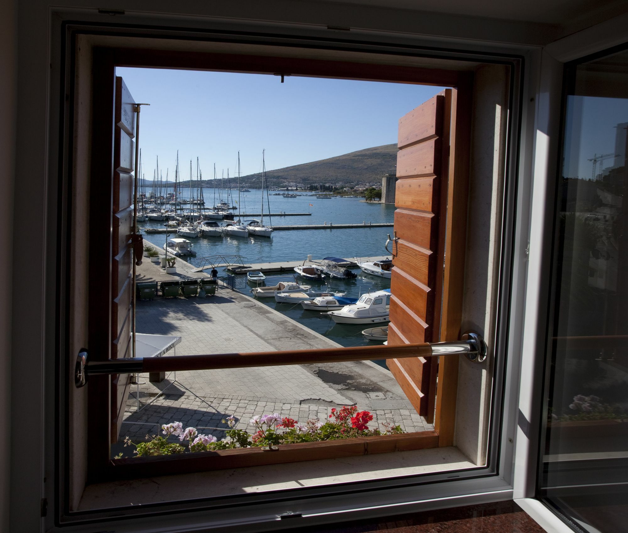 Apartments Riva Trogir Exterior photo